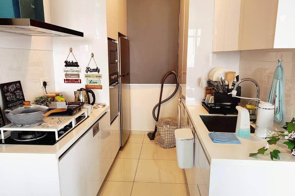 Infinity Pool 2Br Suite 7Pax @Beacon @Georgetown Εξωτερικό φωτογραφία