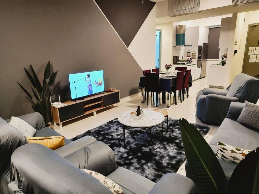 Infinity Pool 2Br Suite 7Pax @Beacon @Georgetown Εξωτερικό φωτογραφία